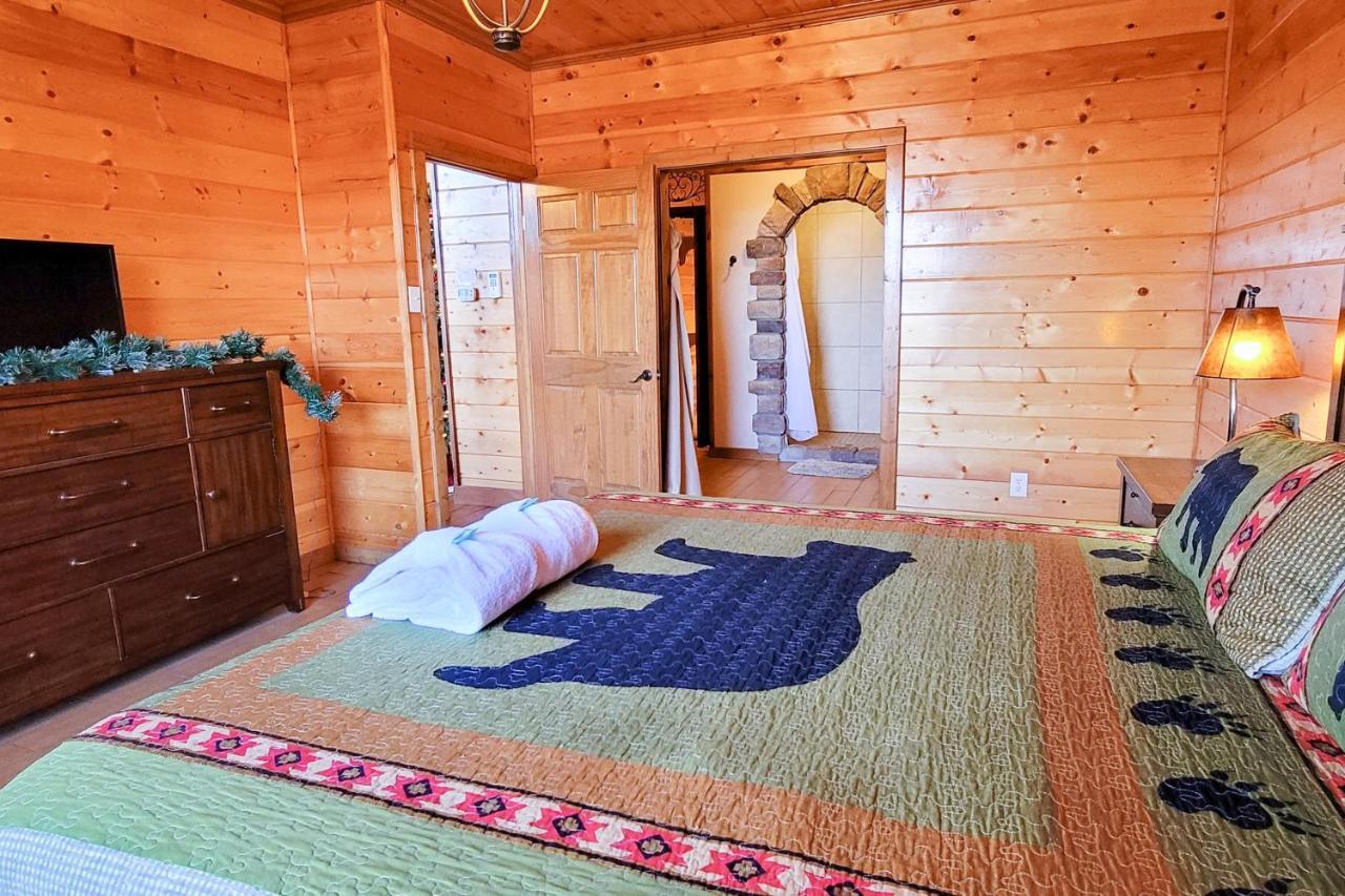 Treetop Tranquilty Sevierville Exterior photo